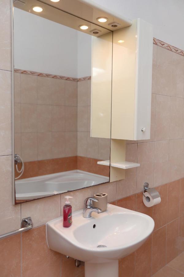 Vila Kuzmanic Трогир Экстерьер фото