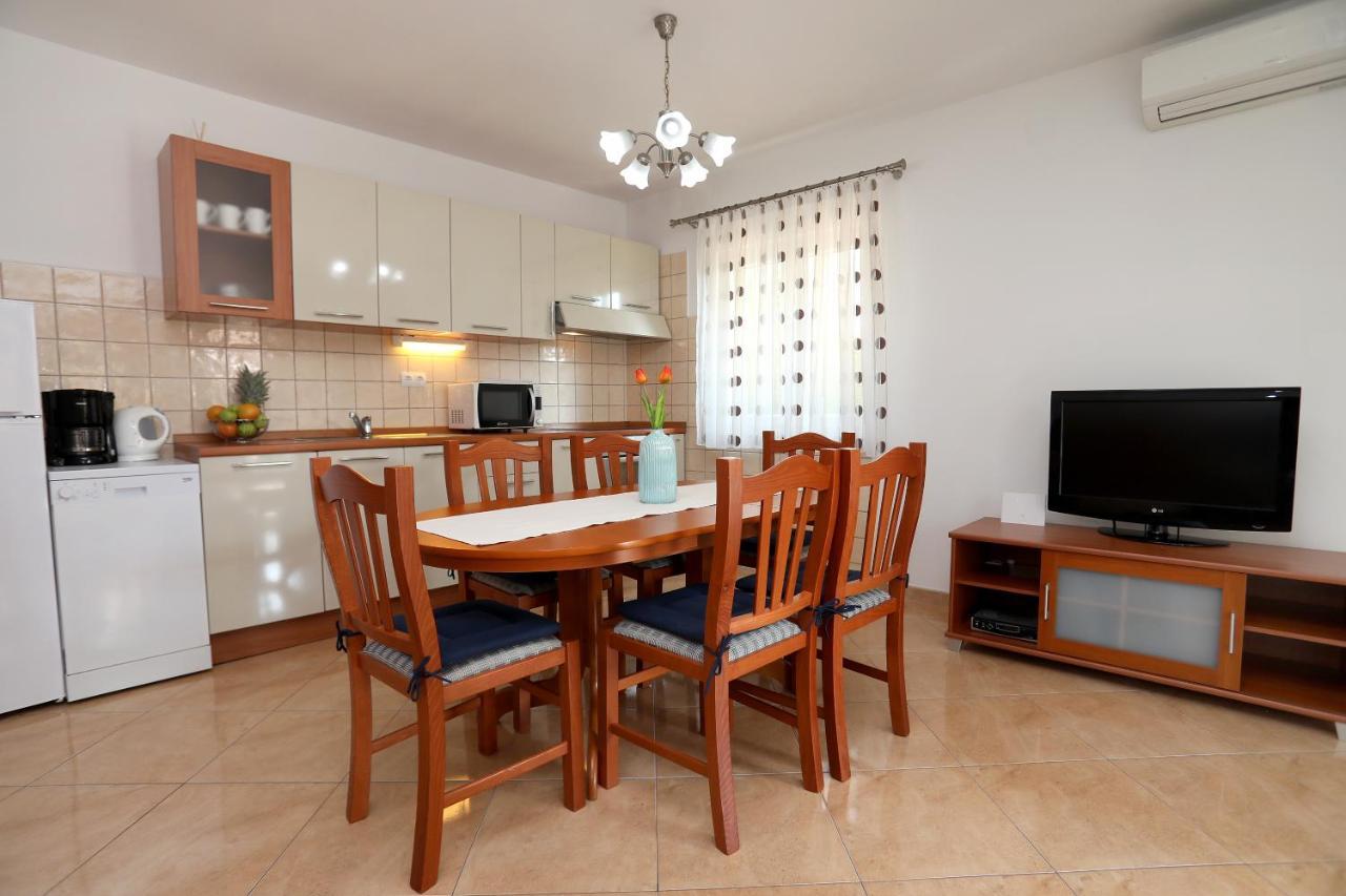 Vila Kuzmanic Трогир Экстерьер фото