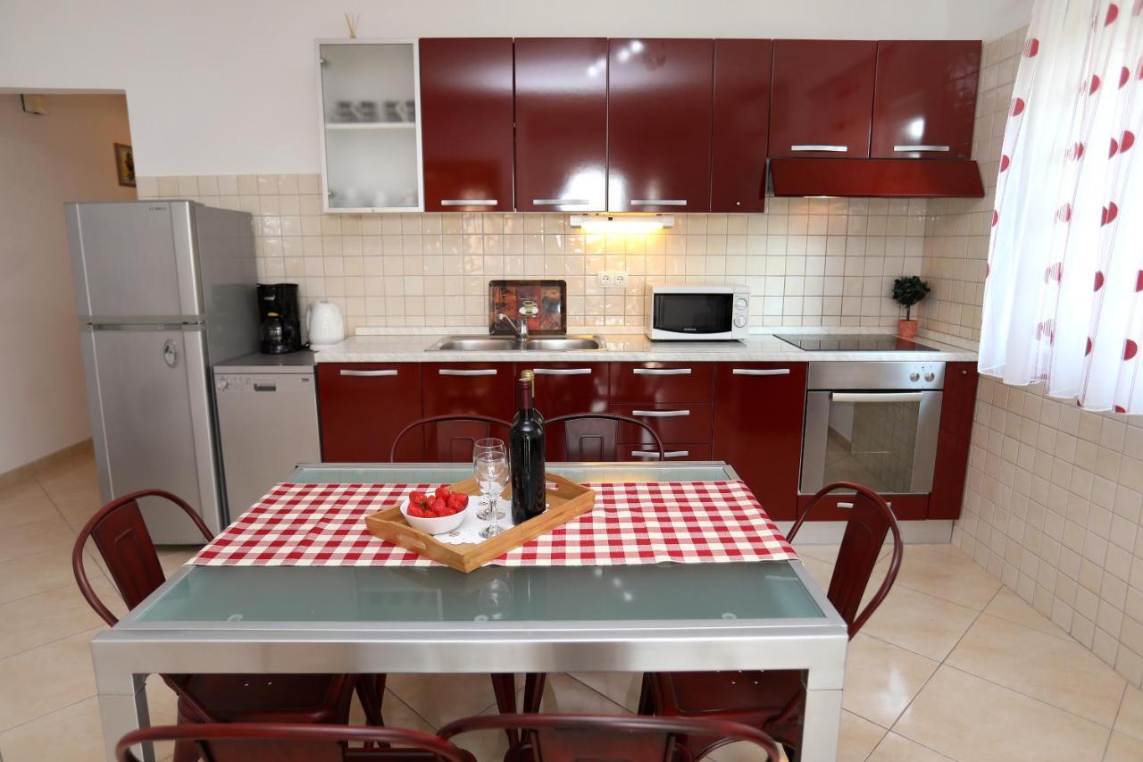 Vila Kuzmanic Трогир Экстерьер фото