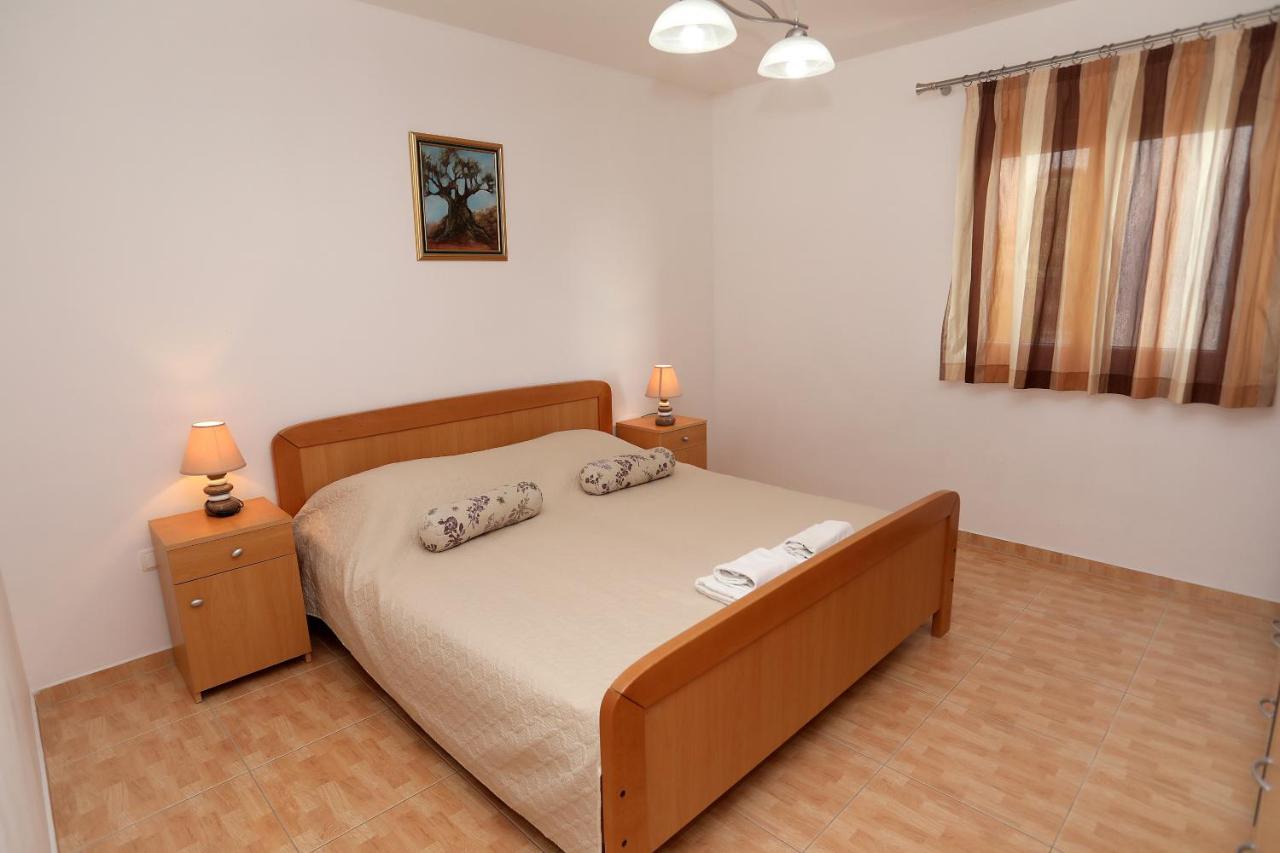 Vila Kuzmanic Трогир Экстерьер фото